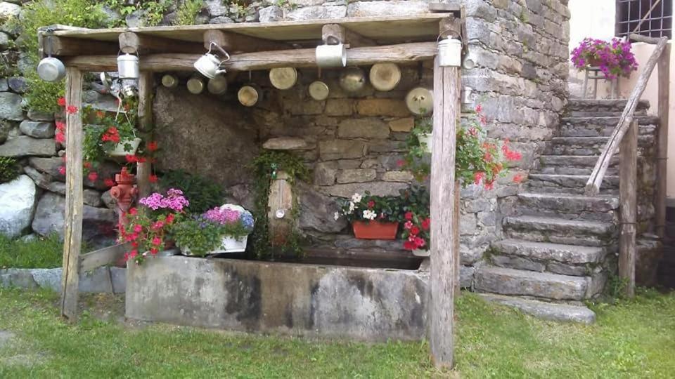 Casa Zizi Villa Crodo Bagian luar foto
