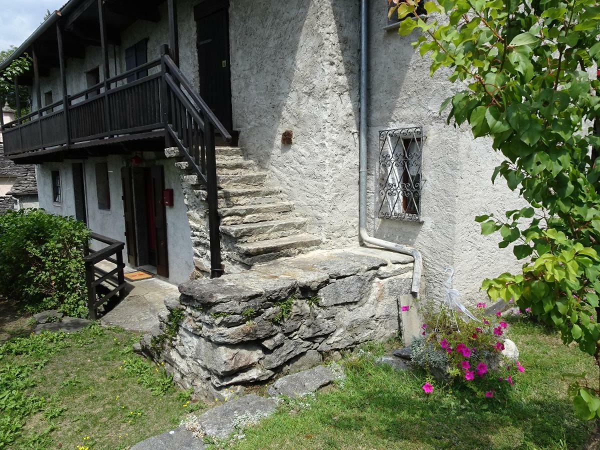 Casa Zizi Villa Crodo Bagian luar foto